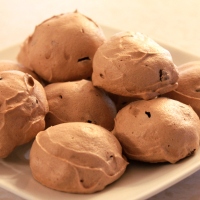 Ally Bakes Chocolate Clouds (Meringue Cookies)